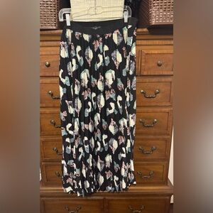 Pleated black abstract print maxi skirt 3XL